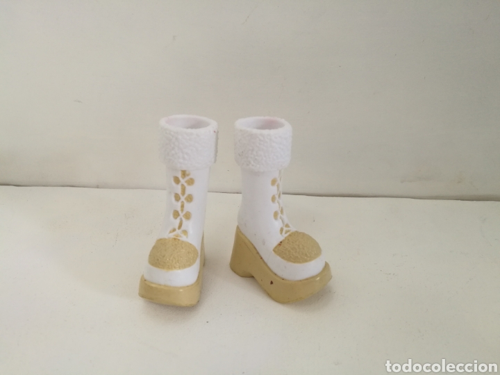 Las botas con plataforma y tacón más icónicas de los 90 - Nodaleto