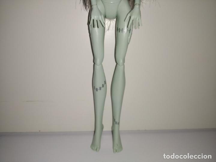 Mu&ntilde;ecas modernas: Mu&ntilde;eca Monster high frankie - Foto 3