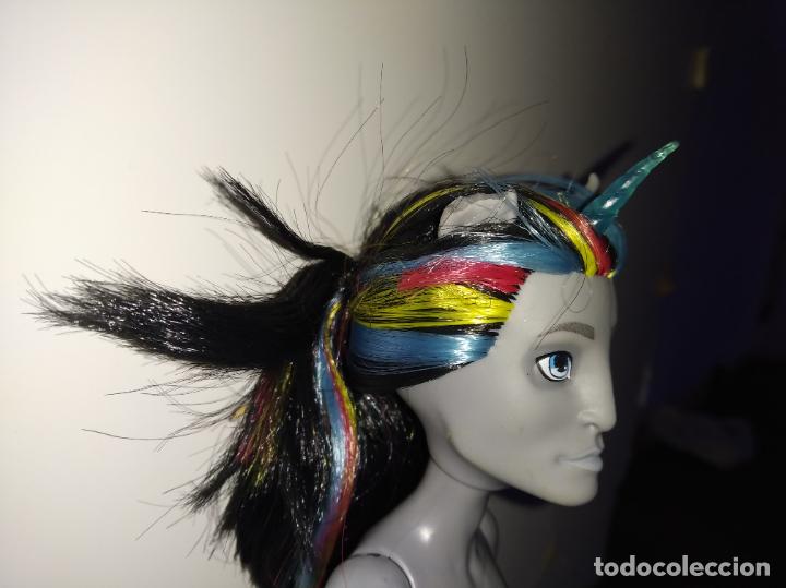 Mu&ntilde;ecas modernas: Mu&ntilde;eco Monster high - Foto 2