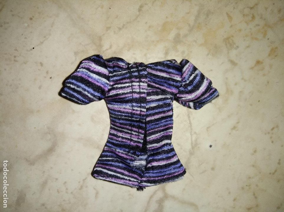Mu&ntilde;ecas modernas: Blusa de mu&ntilde;eca Monster high - Foto 2