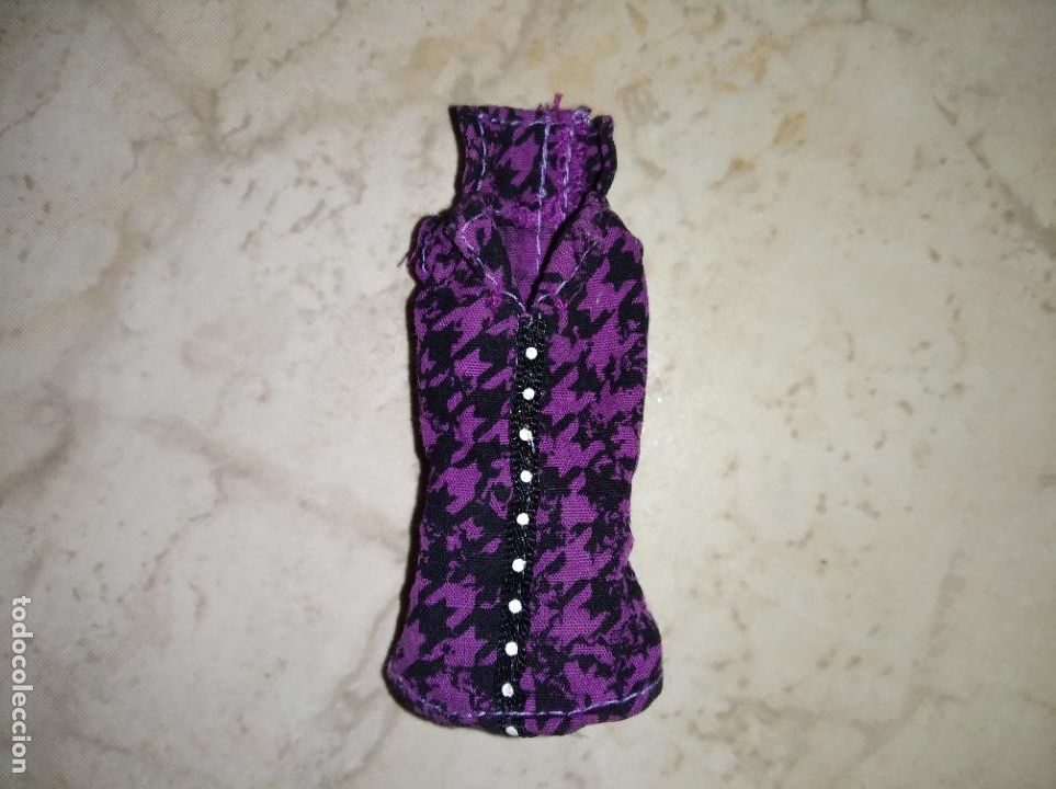 Mu&ntilde;ecas modernas: Camisa de mu&ntilde;eca Monster high - Foto 1