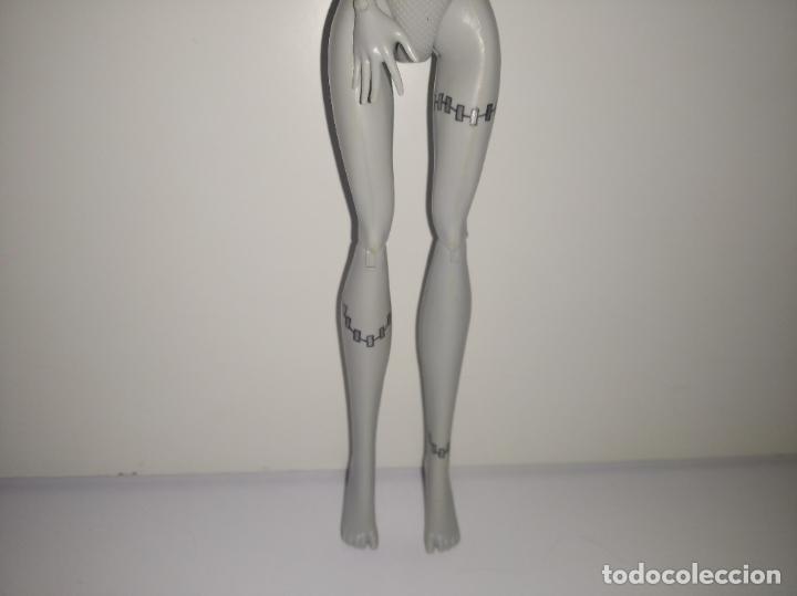 Mu&ntilde;ecas modernas: Mu&ntilde;eca Monster high Frankie - Foto 3