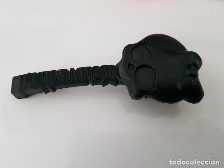 Mu&ntilde;ecas modernas: Peine mu&ntilde;eca monster high - Foto 1