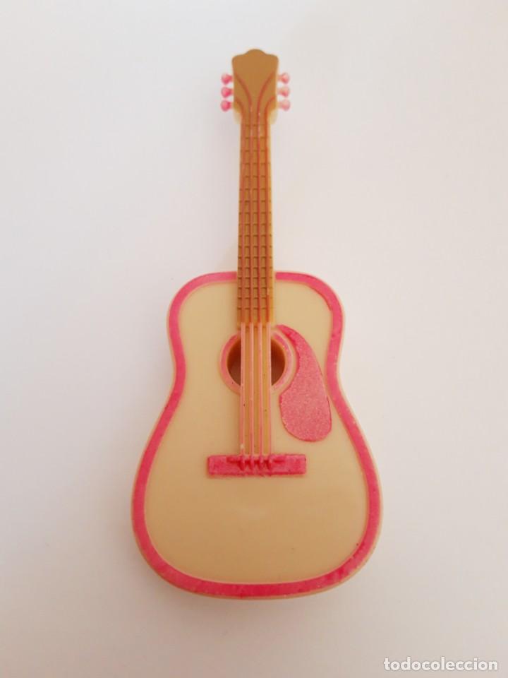 Mu&ntilde;ecas modernas: Guitarra Bratz Yasmin Rock - Foto 1