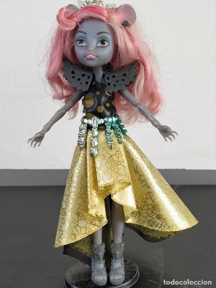 mouscedes king doll