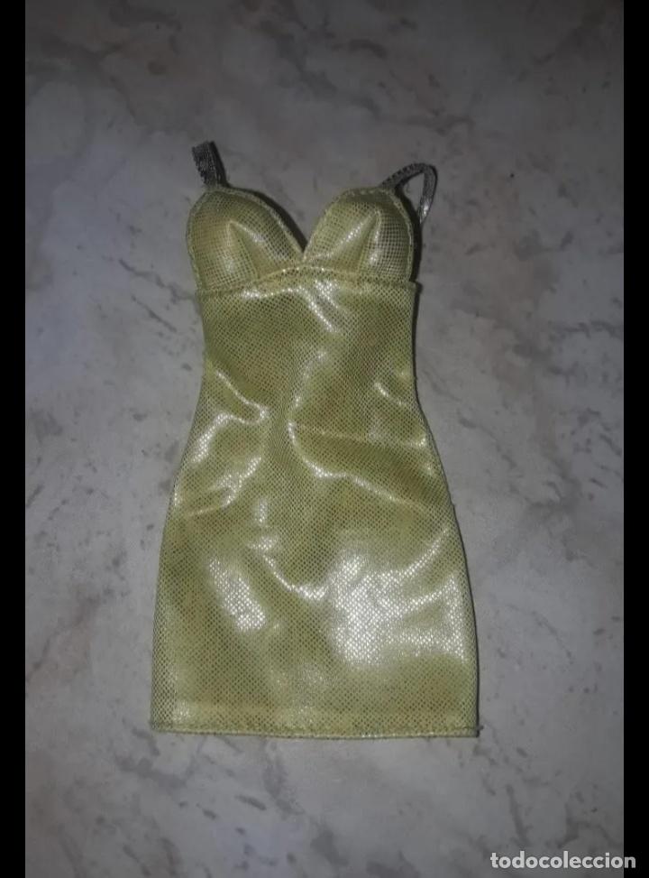 Mu&ntilde;ecas modernas: Vestido de mu&ntilde;eca Sindy de hasbro - Foto 1