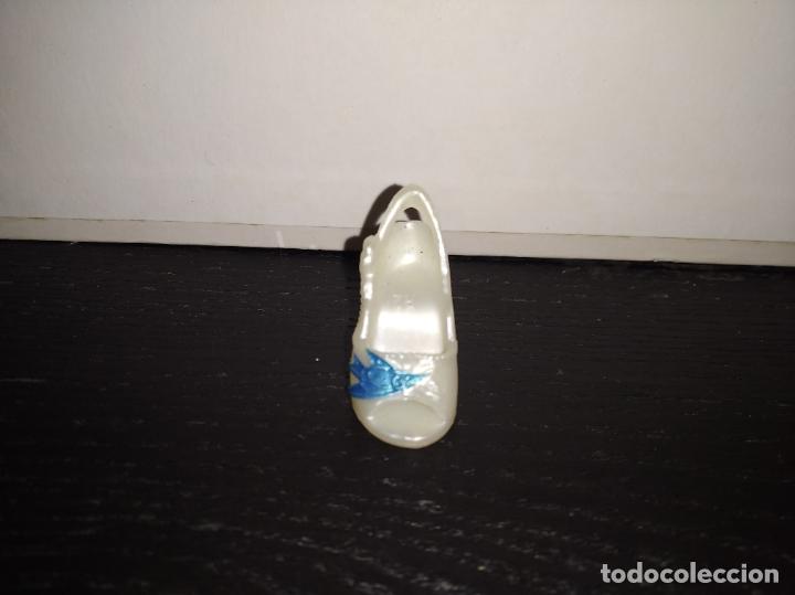 Mu&ntilde;ecas modernas: Zapato de mu&ntilde;eca Monster high - Foto 2