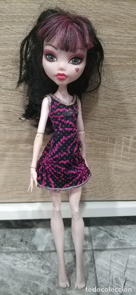 Mu&ntilde;ecas modernas: MU&Ntilde;ECA MATTEL MONSTER HIGH 2012 DRACULAURA - Foto 1