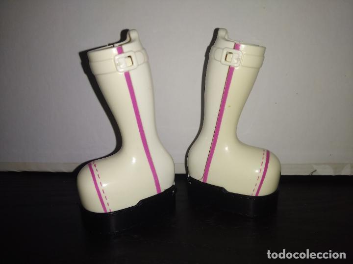 Mu&ntilde;ecas modernas: Botas de mu&ntilde;eca Diva star mattel - Foto 1