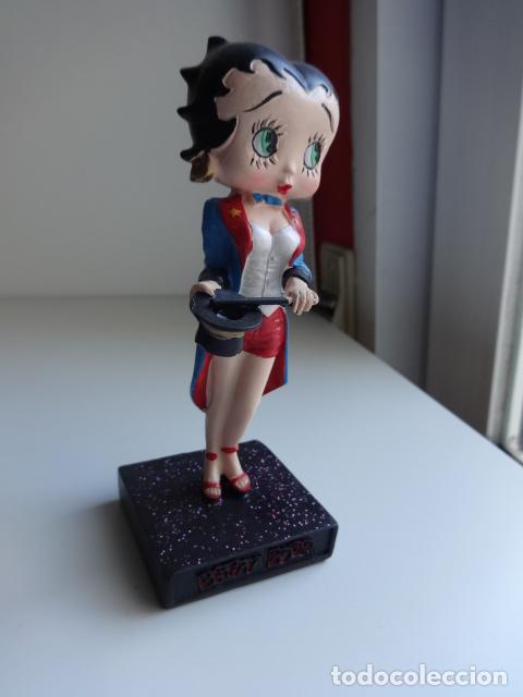 Mu&ntilde;ecas modernas: MU&Ntilde;ECA BETTY BOOP IMPOLUTA - Foto 1