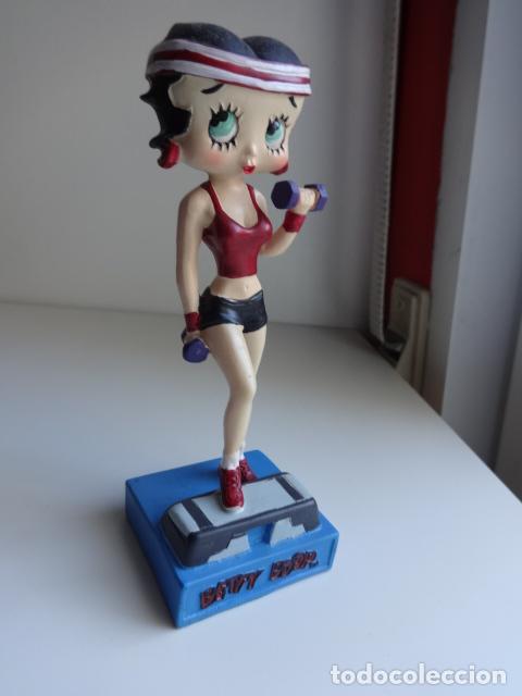 Mu&ntilde;ecas modernas: MU&Ntilde;ECA BETTY BOOP IMPOLUTA - Foto 1