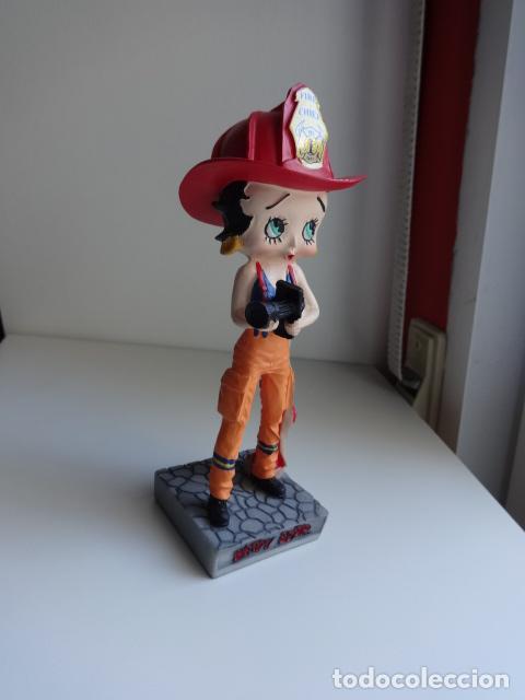 Mu&ntilde;ecas modernas: MU&Ntilde;ECA BETTY BOOP IMPOLUTA - Foto 1