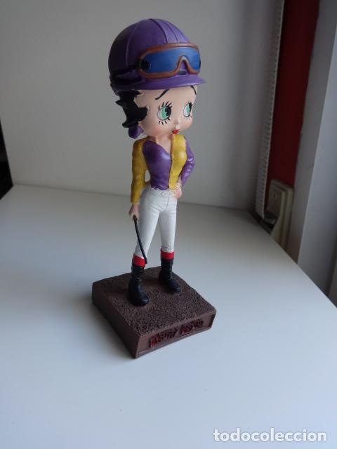 Mu&ntilde;ecas modernas: MU&Ntilde;ECA BETTY BOOP IMPOLUTA - Foto 1