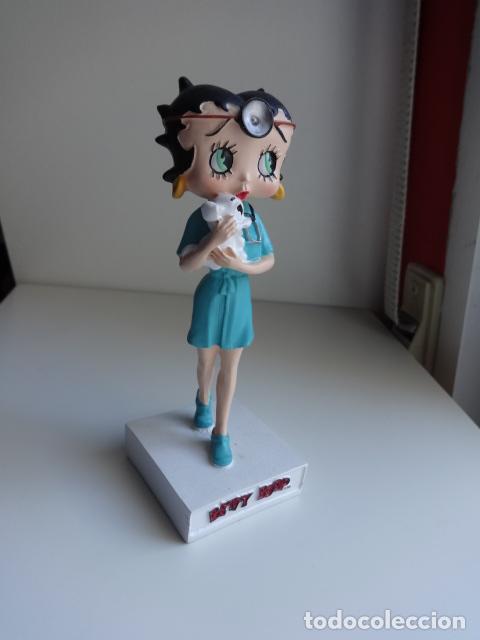 Mu&ntilde;ecas modernas: MU&Ntilde;ECA BETTY BOOP IMPOLUTA - Foto 1
