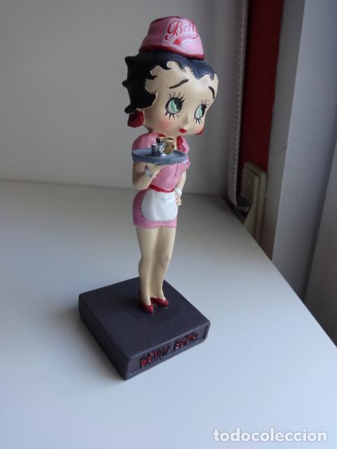 Mu&ntilde;ecas modernas: MU&Ntilde;ECA BETTY BOOP IMPOLUTA - Foto 1