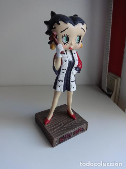Mu&ntilde;ecas modernas: MU&Ntilde;ECA BETTY BOOP IMPOLUTA - Foto 1
