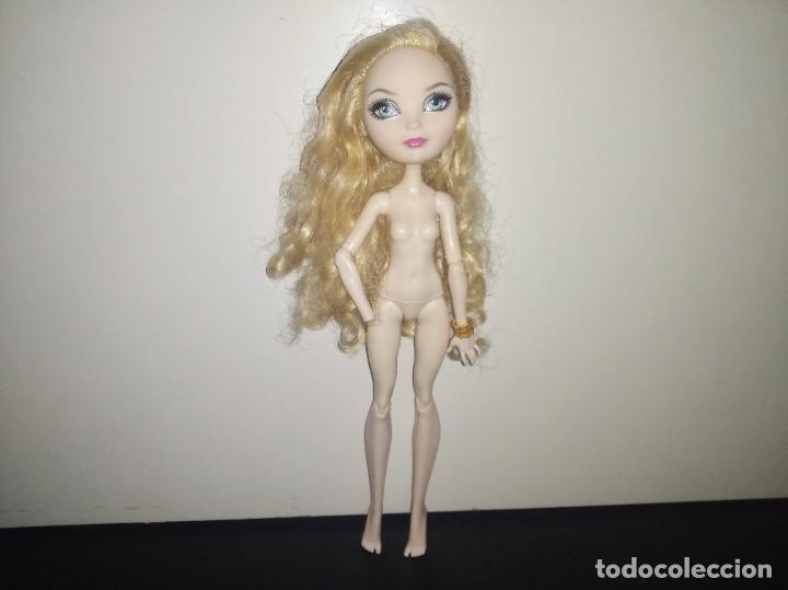 Mu&ntilde;ecas modernas: Mu&ntilde;eca ever after high - Foto 6