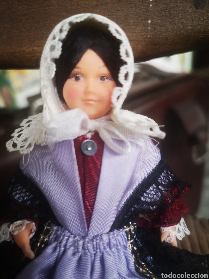 Mu&ntilde;ecas modernas: Mu&ntilde;eca ropa tradicional 15 cm de altura - Foto 2