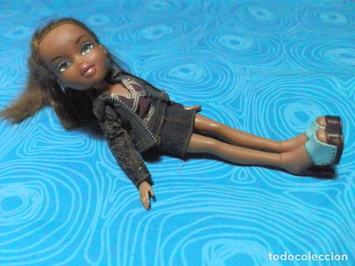Mu&ntilde;ecas modernas: MU&Ntilde;ECA BRATZ TM MGA 2001 EN NUCA - Foto 2