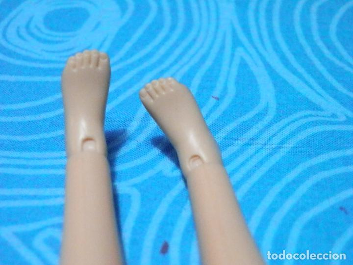 Mu&ntilde;ecas modernas: MU&Ntilde;ECA LIV SPIN MASTER 2009 - Foto 6