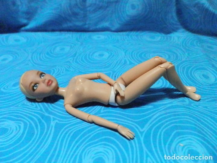 Mu&ntilde;ecas modernas: MU&Ntilde;ECA LIV SPIN MASTER 2009 - Foto 7