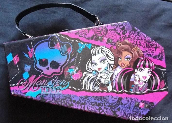Mu&ntilde;ecas modernas: MONSTER HIGH - MALETIN EN FORMA DE ATAUD - - Foto 1