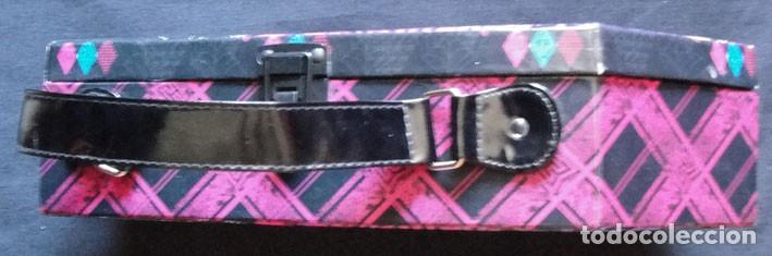 Mu&ntilde;ecas modernas: MONSTER HIGH - MALETIN EN FORMA DE ATAUD - - Foto 2