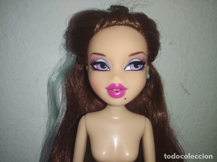 Mu&ntilde;ecas modernas: Mu&ntilde;eca bratz brazos articulados - Foto 1