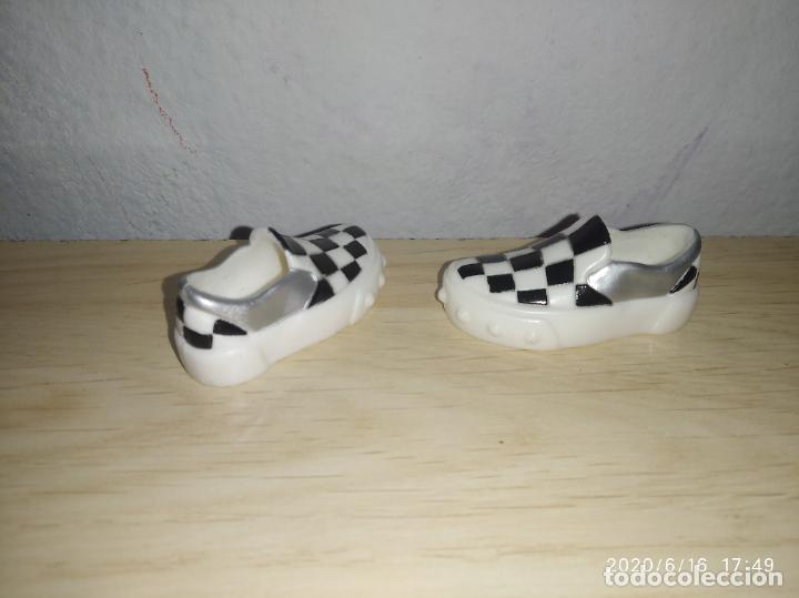 Mu&ntilde;ecas modernas: Zapatos de mu&ntilde;eco Monster high - Foto 3