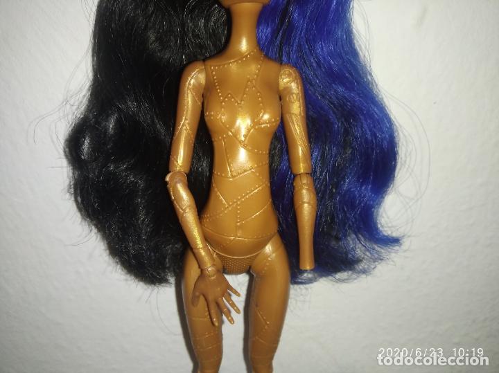 Mu&ntilde;ecas modernas: Mu&ntilde;eca monster high robecca - Foto 2