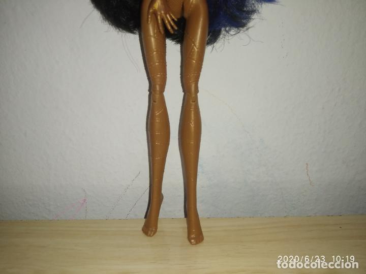 Mu&ntilde;ecas modernas: Mu&ntilde;eca monster high robecca - Foto 3