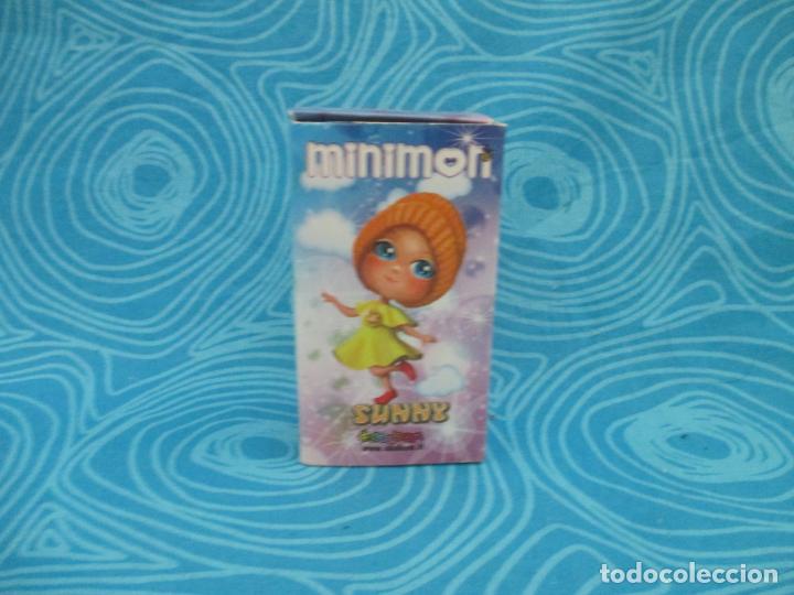 Mu&ntilde;ecas modernas: MU&Ntilde;ECA MINIMON SUNNY, EN CAJA - Foto 4