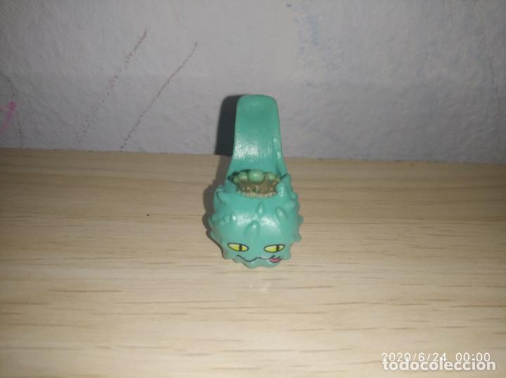 Mu&ntilde;ecas modernas: Zapato de mu&ntilde;eca monster high - Foto 1