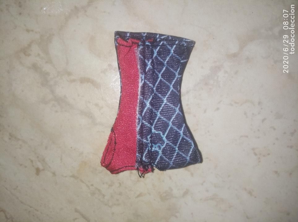 Mu&ntilde;ecas modernas: Camisa de mu&ntilde;eca monster high - Foto 2