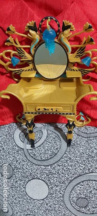 Mu&ntilde;ecas modernas: Tocador monster high - Foto 3