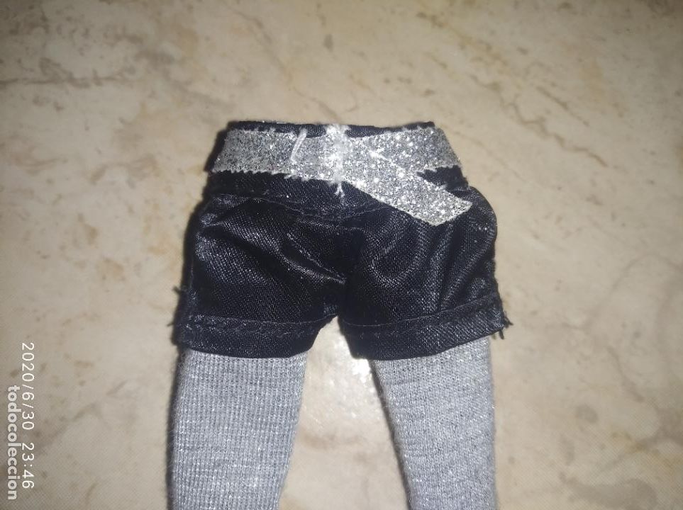 Mu&ntilde;ecas modernas: Pantalon de mu&ntilde;eca bratz - Foto 2