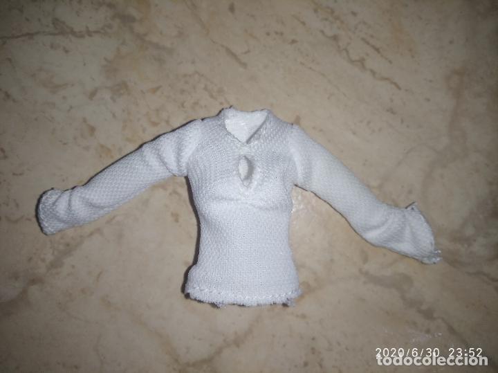 Mu&ntilde;ecas modernas: Blusa de mu&ntilde;eca bratz - Foto 1