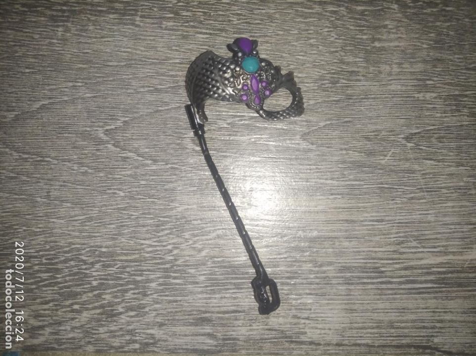 Mu&ntilde;ecas modernas: Mascara de mu&ntilde;eca monster high - Foto 2