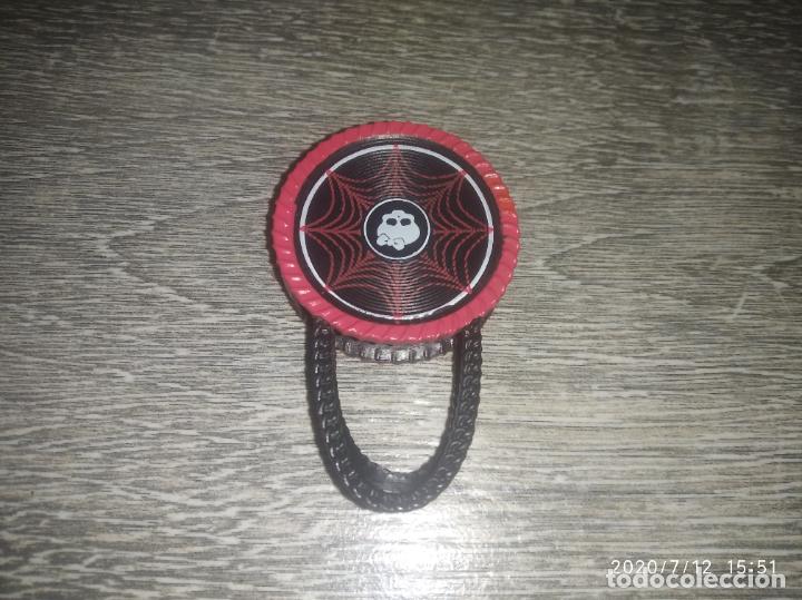 Mu&ntilde;ecas modernas: Bolso de mu&ntilde;eca monster high - Foto 3