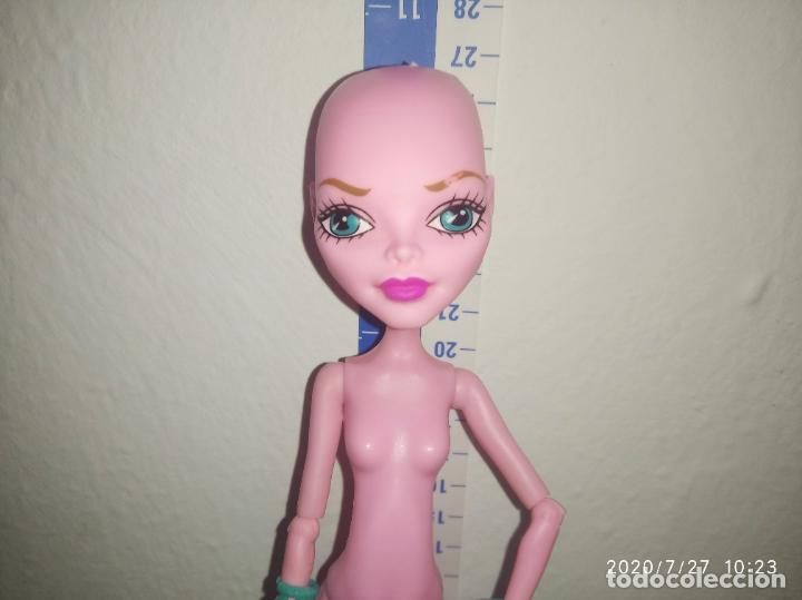 Mu&ntilde;ecas modernas: Mu&ntilde;eca monster high - Foto 2