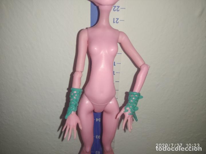 Mu&ntilde;ecas modernas: Mu&ntilde;eca monster high - Foto 3