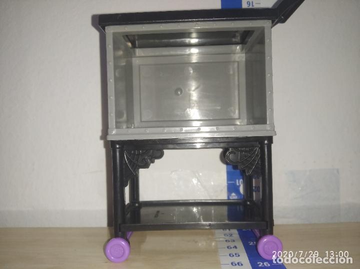 Mu&ntilde;ecas modernas: Carrito accesorio de Monster high - Foto 3