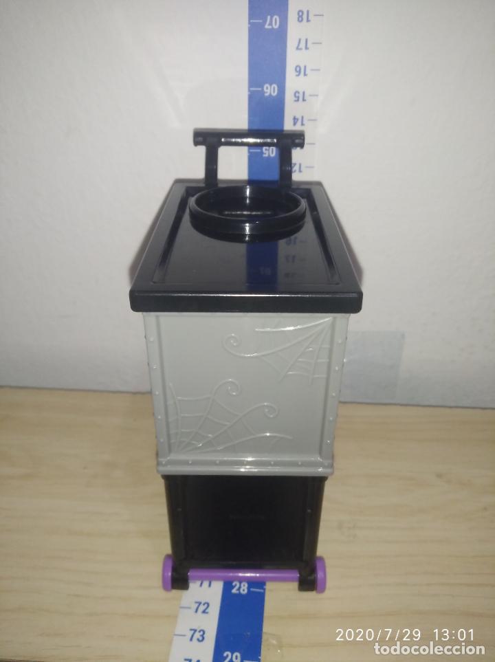 Mu&ntilde;ecas modernas: Carrito accesorio de Monster high - Foto 4