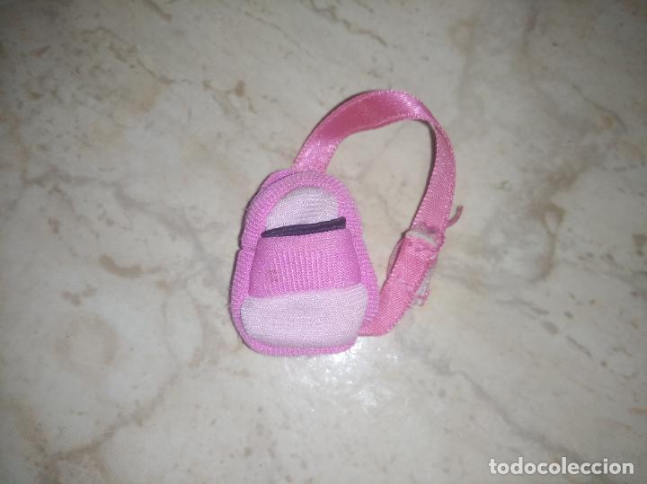 Mu&ntilde;ecas modernas: Bolso mochila de mu&ntilde;eca Bratz - Foto 1