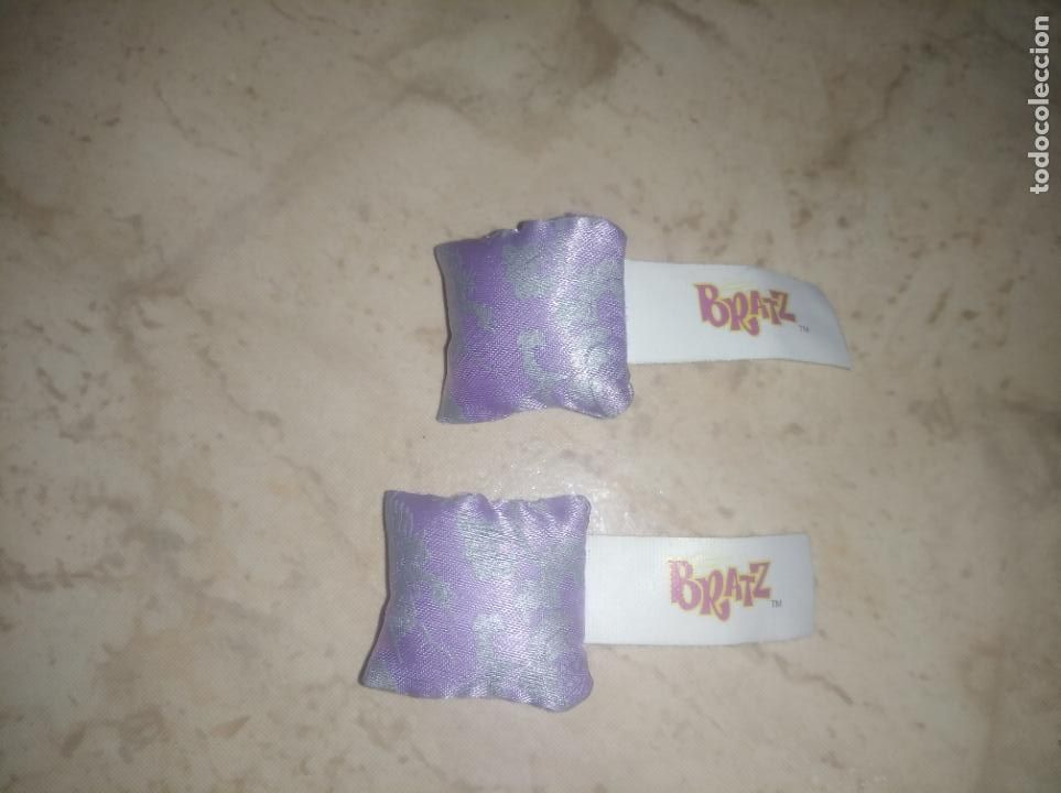 Mu&ntilde;ecas modernas: Lote de cojines de mu&ntilde;eca bratz - Foto 2