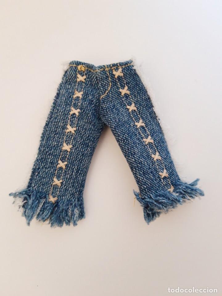 Mu&ntilde;ecas modernas: Pantalon Corto Bratz - Foto 1