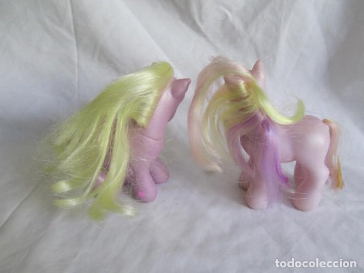 Mu&ntilde;ecas modernas: Pareja de peque&ntilde;os poneys - Foto 3