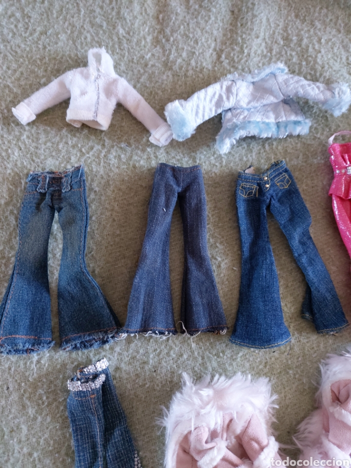 Mu&ntilde;ecas modernas: Lote ropa mu&ntilde;eca Bratz - Foto 2
