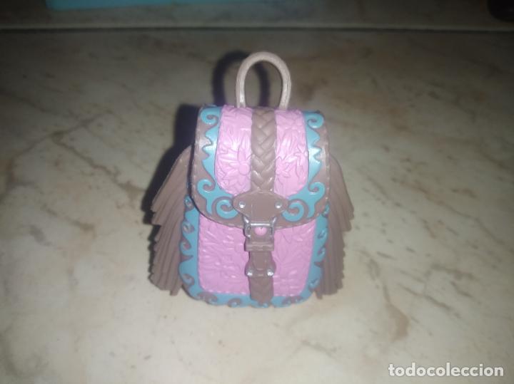 Mu&ntilde;ecas modernas: Mochila maleta de Mu&ntilde;eca Monster high - Foto 2