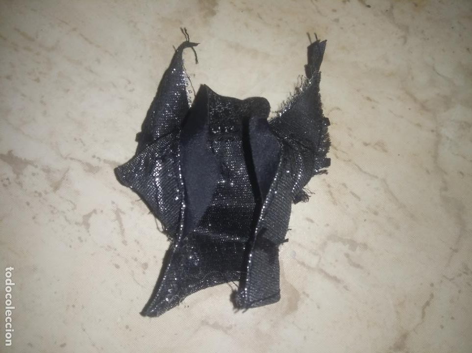 Mu&ntilde;ecas modernas: Chaqueta de mu&ntilde;eca Monster high - Foto 1
